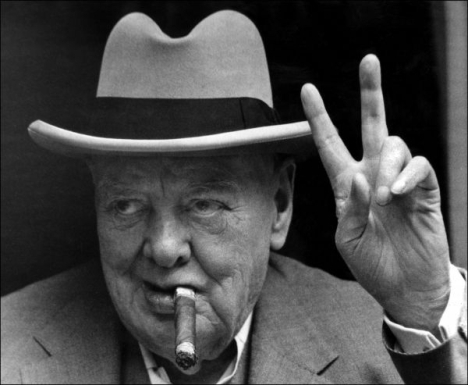 Fue precisamente tras esta contienda cuando <b>Winston Churchill</b> popularizó uno <b>...</b> - La-victoria-de-Churchill-16
