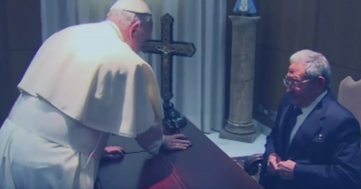 El papa quita obstáculos de enmedio en su entrevista con Raúl Castro